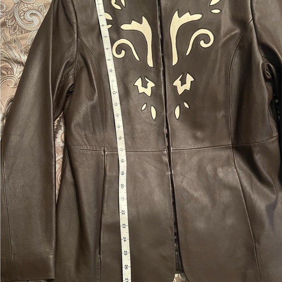 Brown Leather jacket by Pamela McCoy Collections. Women’s sz M. - Picture 12 of 16